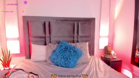 emma becket online show from 12-19-24, 10:45