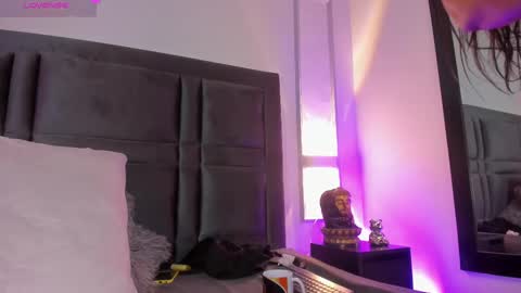 emma becket online show from 02-13-25, 10:02