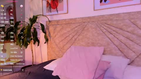 Snapshot of emmaduff_ chatting on 06-18-26, 11:58 online show from 06-18-26, 11:58