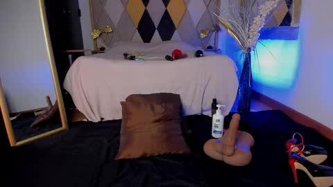Emma Duque online show from 05-31-26, 10:11
