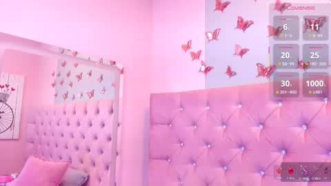 emmaebony_ online show from 02-12-26, 12:44