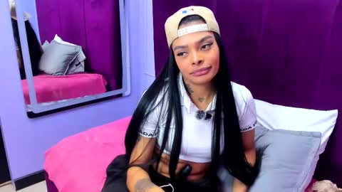 emmaebony_ online show from 03-05-26, 01:51