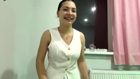 Snapshot of emmagerhauser chatting on 05-15-26, 06:15 emmagerhauser online show from 05-15-26, 06:15