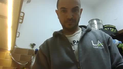 Snapshot of emmagold123 chatting on 12-22-24, 05:12 Ariel online show from 12-22-24, 05:12