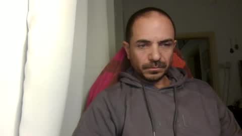 Snapshot of emmagold123 chatting on 02-13-25, 04:22 Ariel online show from 02-13-25, 04:22