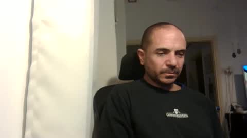 Ariel online show from 12-21-25, 09:00