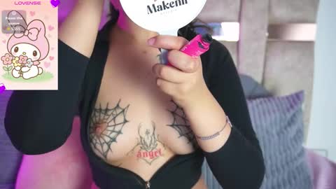 emmajohanson online show from 12-01-25, 07:08