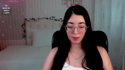 Snapshot of emmalove_doll chatting on 03-22-26, 12:25 Emmas Room online show from 03-22-26, 12:25