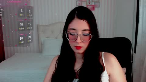 Snapshot of emmalove_doll chatting on 03-31-26, 12:12 Emmas Room online show from 03-31-26, 12:12