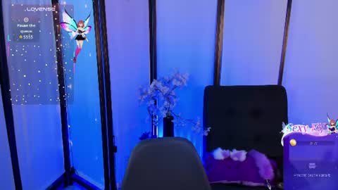 emmaray3 online show from 06-18-26, 11:47