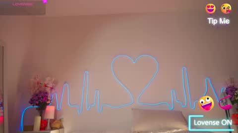 Sara online show from 11-06-25, 11:33