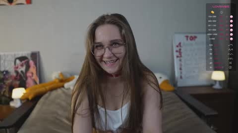 Mia online show from 11-13-25, 05:01