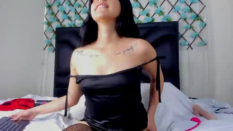  Emma  online show from 04-26-26, 01:31