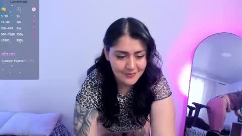 Snapshot of emmax_x chatting on 06-12-26, 01:54 EMMA online show from 06-12-26, 01:54