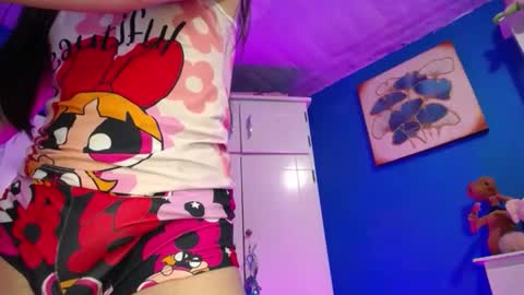 Emma  online show from 05-08-26, 02:11