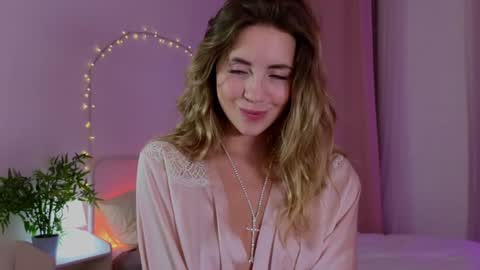 Snapshot of emmi_rosee chatting on 12-05-24, 01:49 Miss Emmi online show from 12-05-24, 01:49