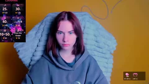 Snapshot of emmi_rossum chatting on 04-19-26, 05:18 Emmi online show from 04-19-26, 05:18