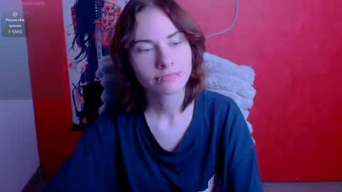 Snapshot of emmi_rossum chatting on 07-04-26, 05:46 Emmi online show from 07-04-26, 05:46