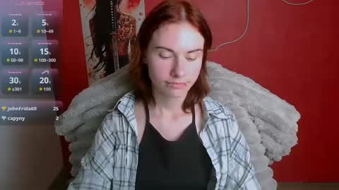 Snapshot of emmi_rossum chatting on 08-03-26, 09:04 Emmi online show from 08-03-26, 09:04