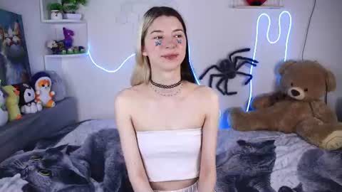 emmie_everly online show from 07-26-26, 12:34