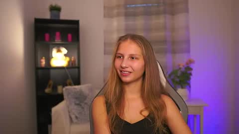 Emmie online show from 02-04-26, 02:12