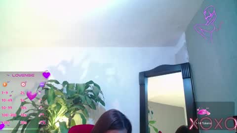 Snapshot of emmilysmith1 chatting on 01-27-25, 10:16 Emmily online show from 01-27-25, 10:16