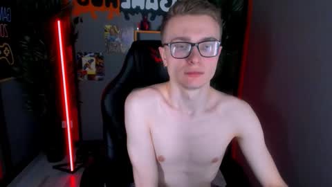 Snapshot of emmit_barker chatting on 02-04-26, 03:29 Emmit online show from 02-04-26, 03:29