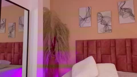 emmy_danielss online show from 03-18-26, 11:35