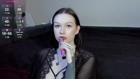 Snapshot of emmy_m00n chatting on 02-14-25, 12:25 Emily Johny online show from 02-14-25, 12:25