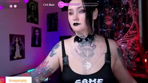 Snapshot of emmybrightj_ chatting on 06-28-26, 04:18 Emmy Bright 50 online show from 06-28-26, 04:18