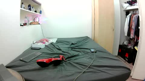 Snapshot of empress_lillth chatting on 04-07-26, 10:09 Empress Lillth online show from 04-07-26, 10:09