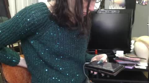 Snapshot of empusalamia chatting on 02-05-25, 01:44 empusalamia online show from 02-05-25, 01:44