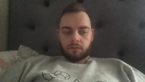 Snapshot of emrelallaren chatting on 11-14-25, 01:10 emrelallaren online show from 11-14-25, 01:10