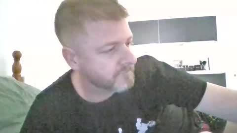 Snapshot of emrys2016833836 chatting on 02-17-26, 06:58 emrys2016833836 online show from 02-17-26, 06:58