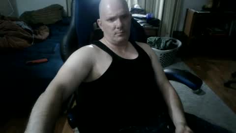 Snapshot of emsguy1 chatting on 07-11-26, 06:27 Matt online show from 07-11-26, 06:27