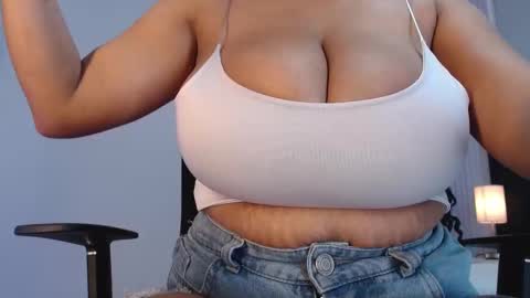 Emy online show from 09-26-25, 08:02