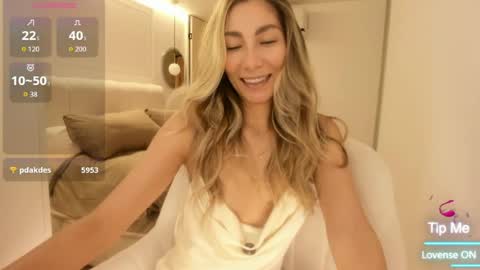 Snapshot of emyconneer chatting on 06-18-26, 02:10 emyconneer online show from 06-18-26, 02:10