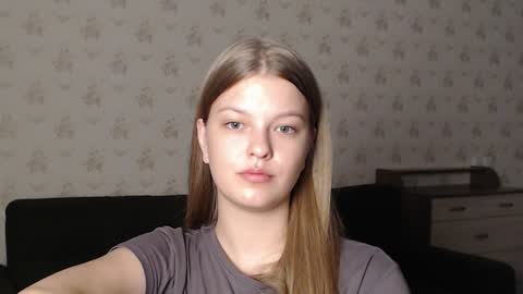 Snapshot of emysway chatting on 12-02-24, 03:03 EmySway online show from 12-02-24, 03:03