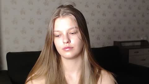 Snapshot of emysway chatting on 12-06-24, 09:57 EmySway online show from 12-06-24, 09:57