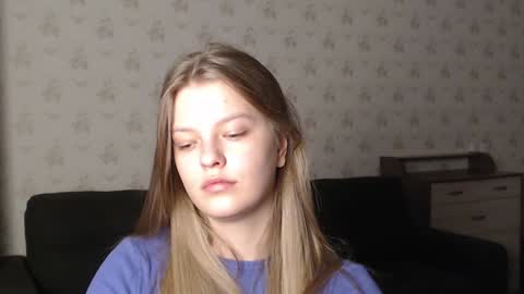 Snapshot of emysway chatting on 12-30-24, 12:22 EmySway online show from 12-30-24, 12:22