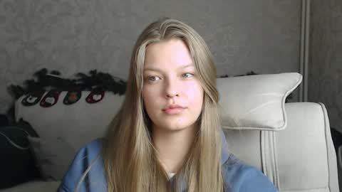 Snapshot of emysway chatting on 01-24-25, 08:54 EmySway online show from 01-24-25, 08:54