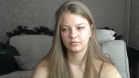 Snapshot of emysway chatting on 01-30-25, 04:48 EmySway online show from 01-30-25, 04:48