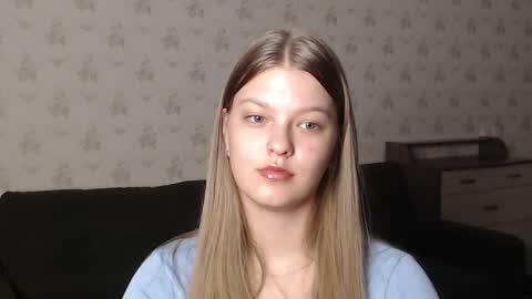 Snapshot of emysway chatting on 03-11-25, 02:07 EmySway online show from 03-11-25, 02:07