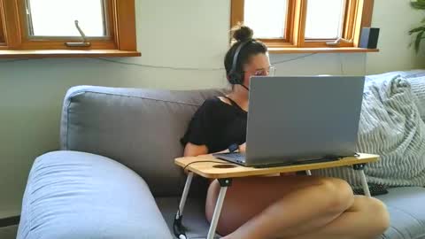 Snapshot of emyxxl chatting on 05-26-26, 05:53 emyxxl online show from 05-26-26, 05:53