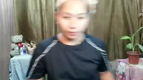 Jeniegh online show from 04-15-26, 10:00