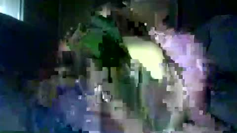 encormoi online show from 12-23-25, 08:01