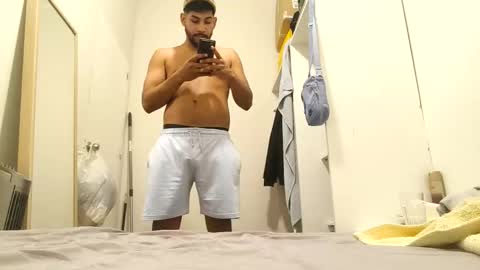 enderspanis25 online show from 11-21-25, 05:11