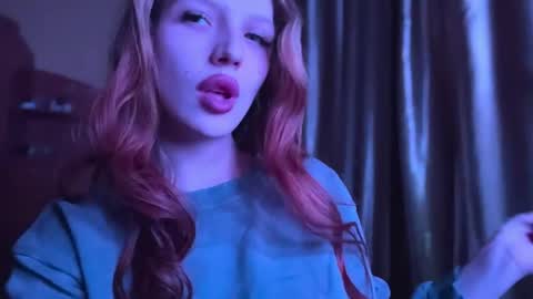 Nina online show from 05-20-26, 03:51