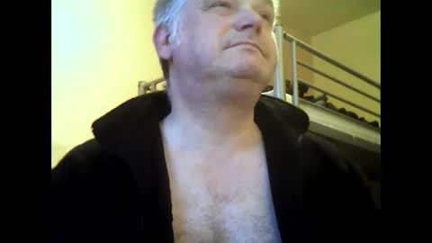 englishguysurrey online show from 01-09-25, 08:13