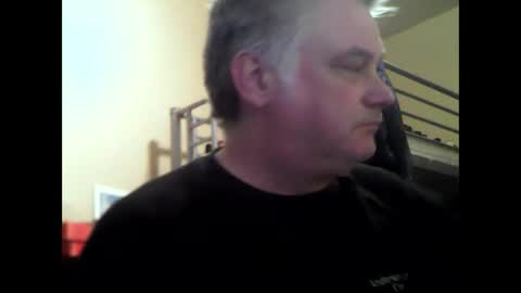 englishguysurrey online show from 10-26-25, 06:30